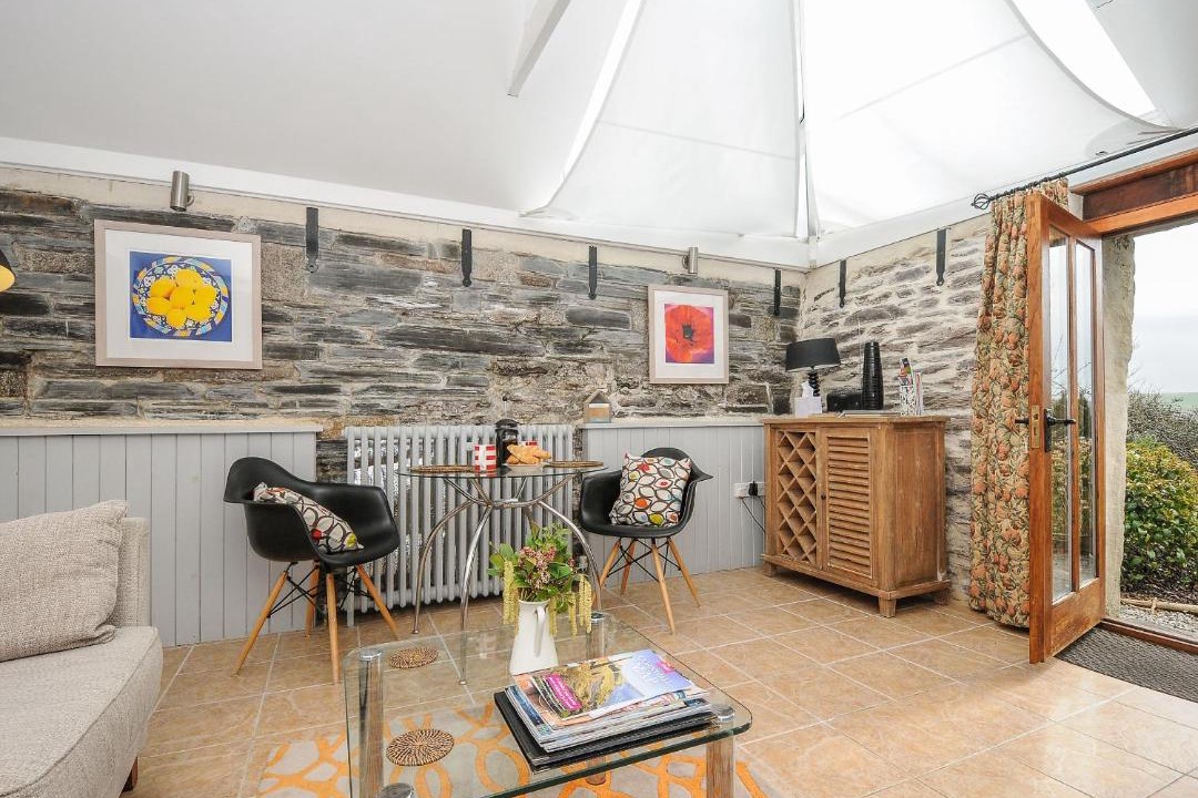 Photo of Others in Saint Kew