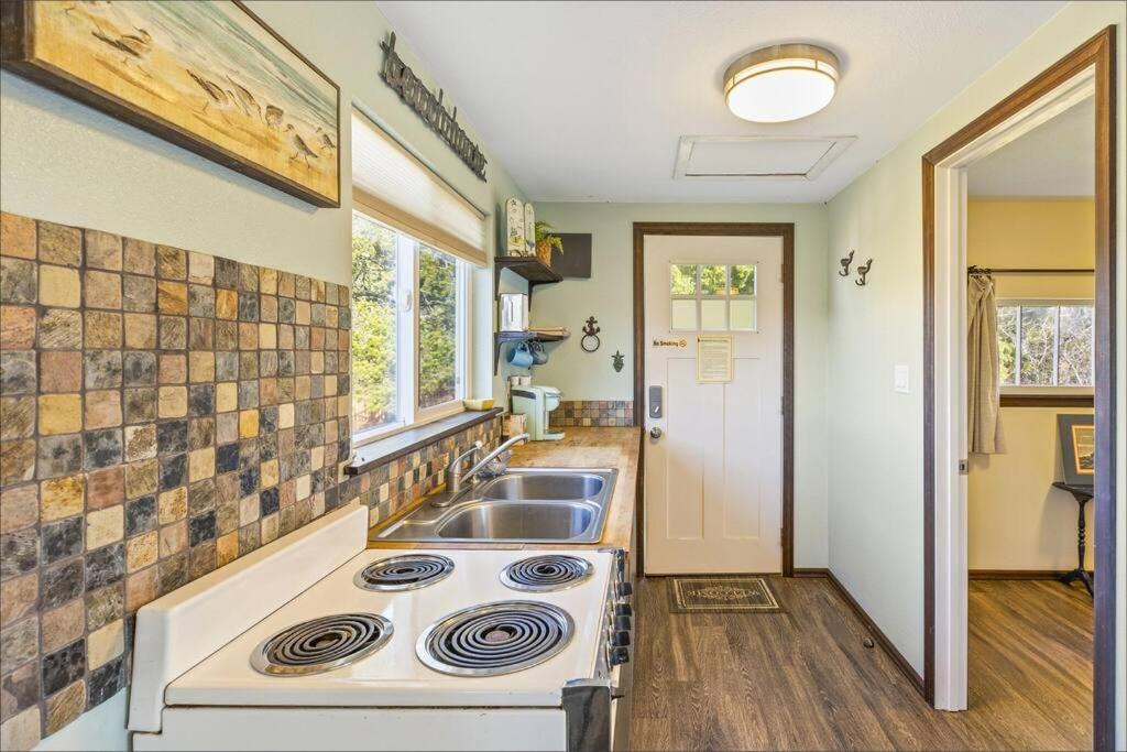 Photo of Others in Grayland