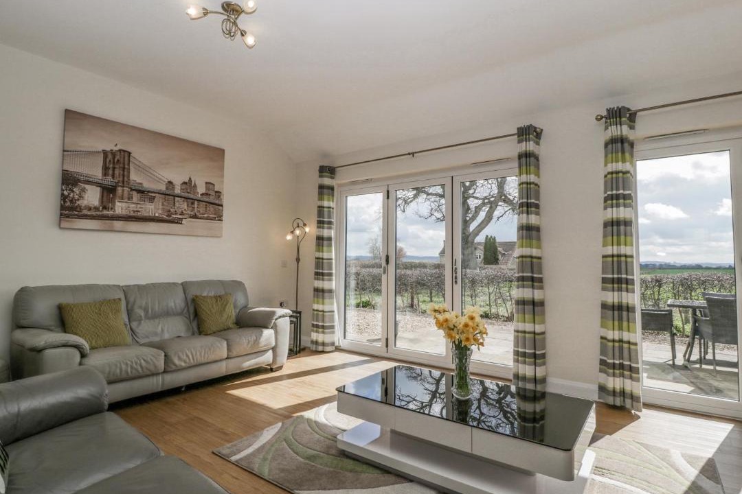 Photo of Others in Queen Camel