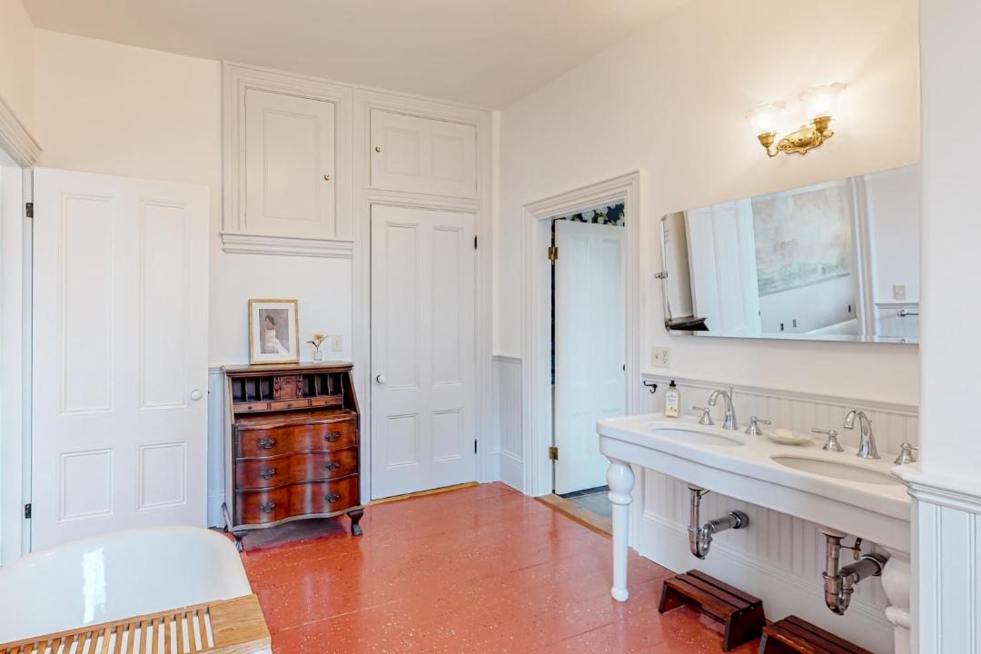 Photo of Others in West Dennis