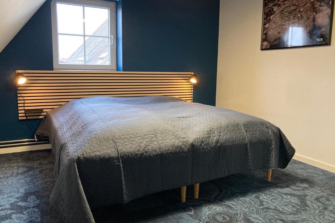 Photo of Others in Sig