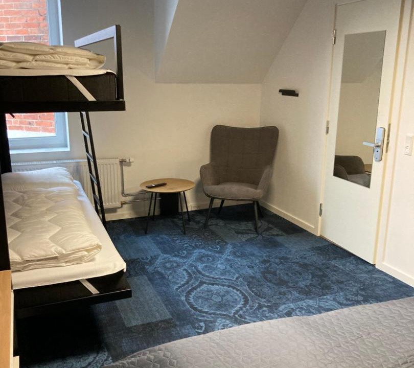 Photo of Others in Sig