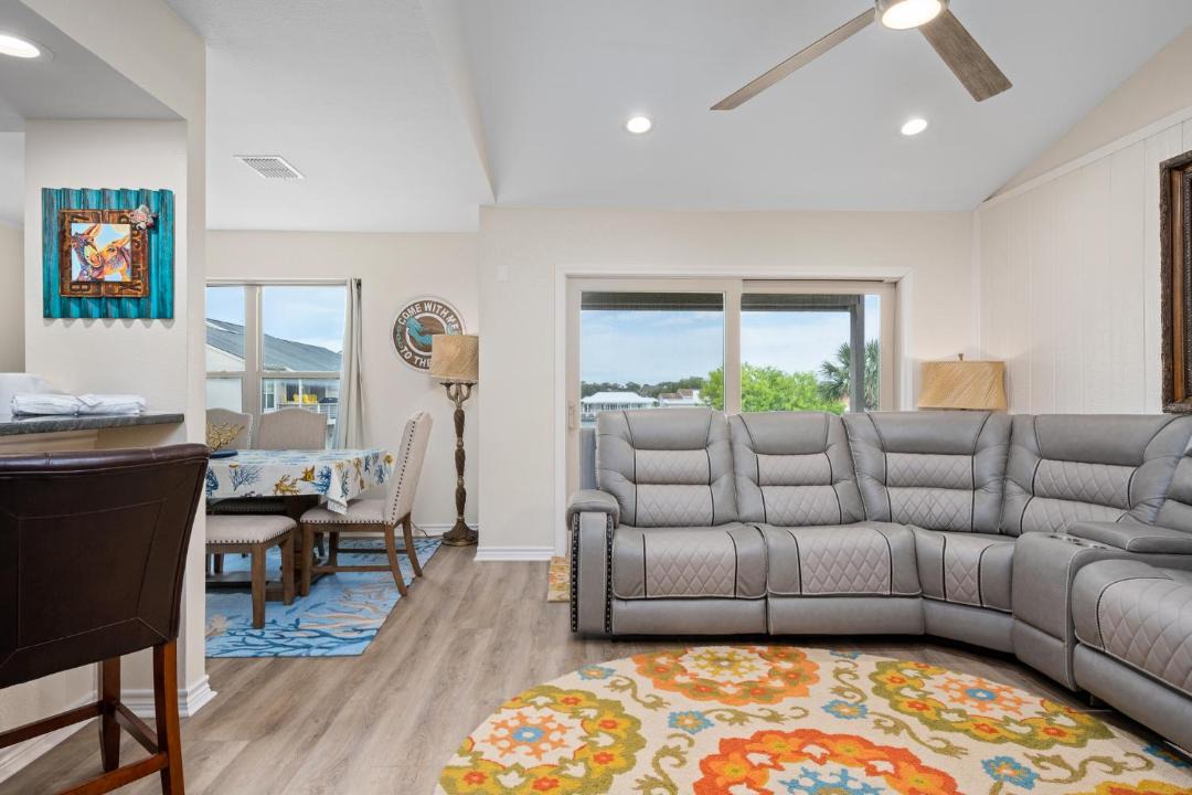 Photo of Others in Harbor Oaks