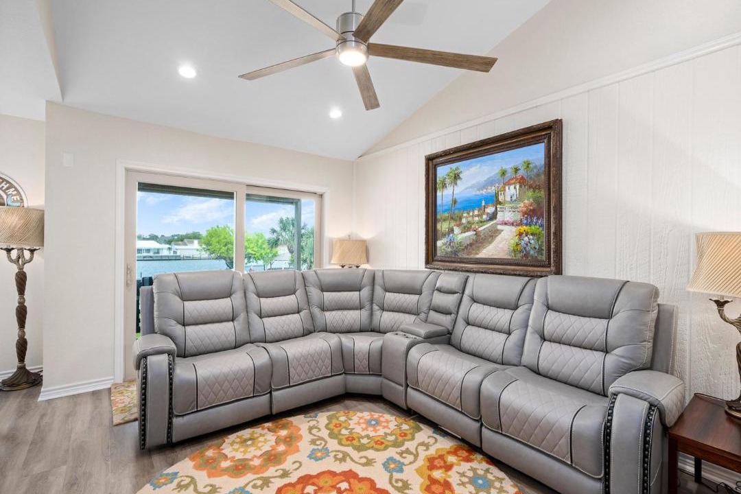 Photo of Others in Harbor Oaks