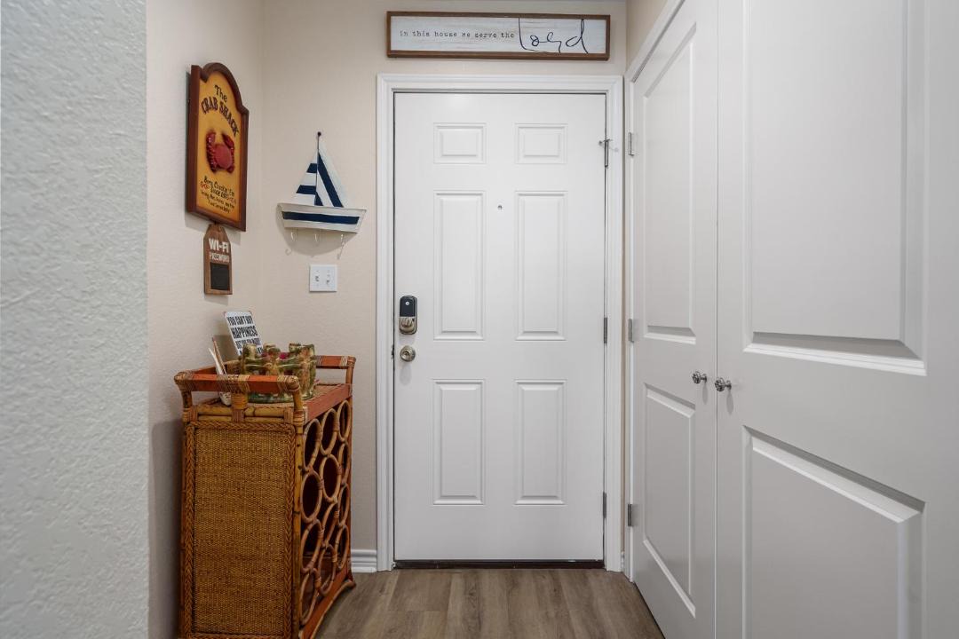 Photo of Others in Harbor Oaks