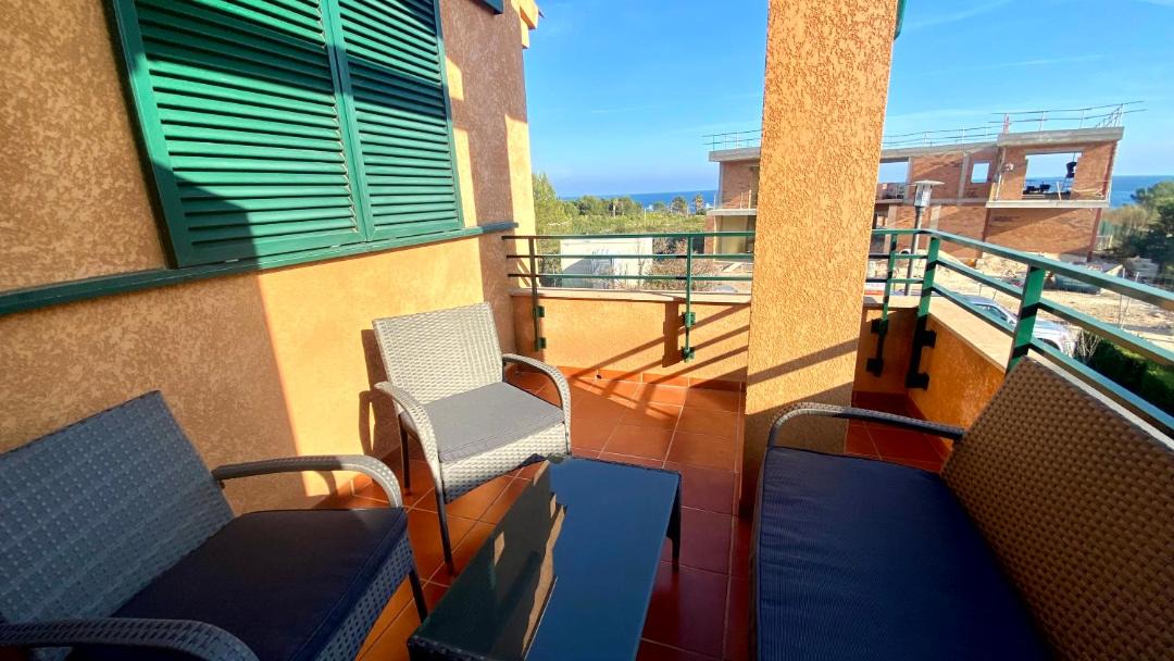 Photo of Patio Balcony in Calafat
