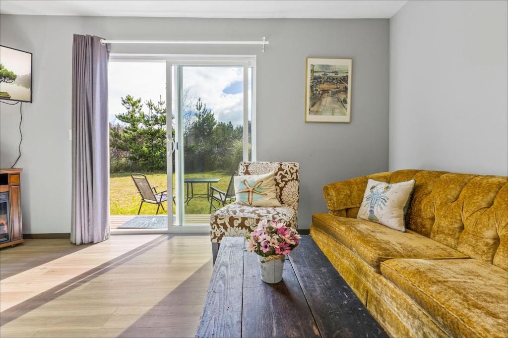 Photo of Others in Grayland