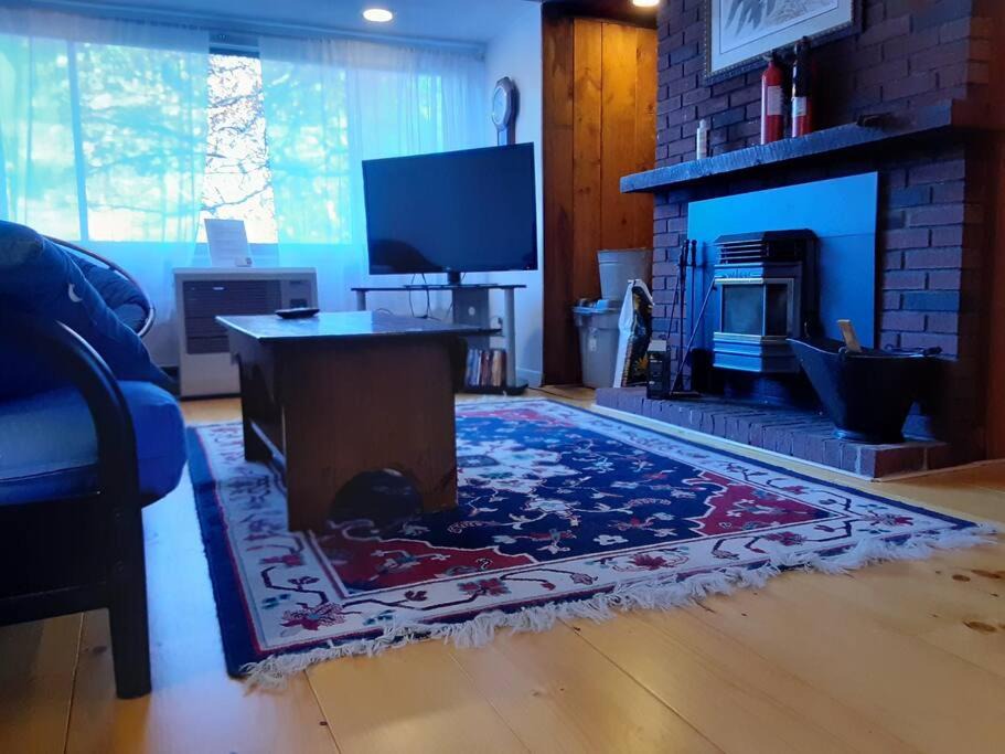 Photo of Livingroom in Campton