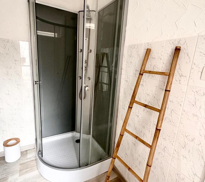 Photo of Bathroom in Givet