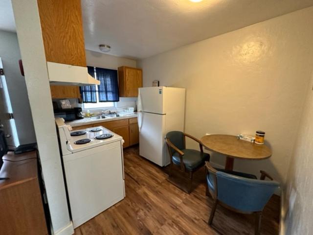 Photo of Kitchen in Coquille