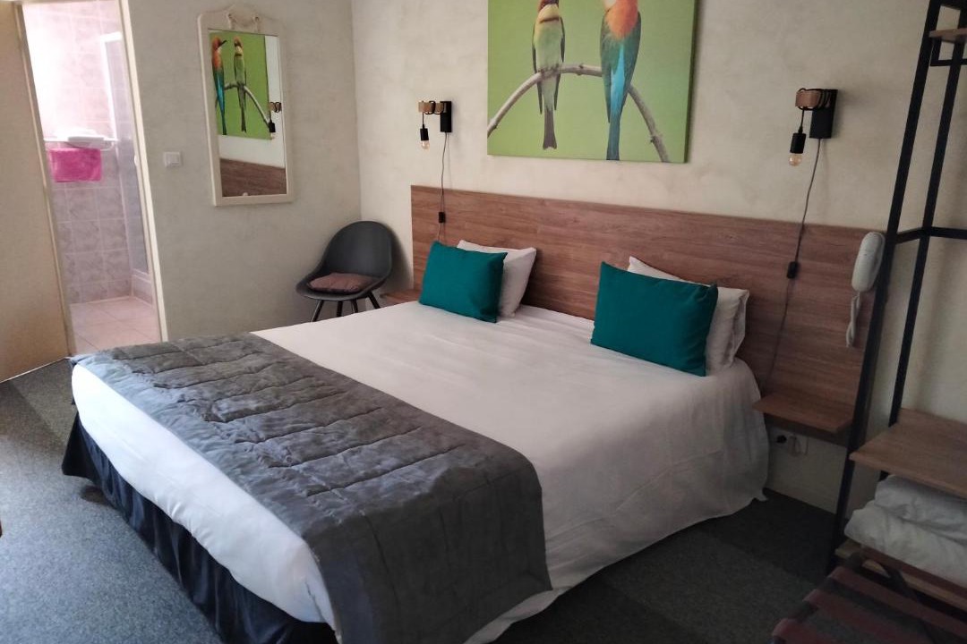 Photo of Others in Chinon