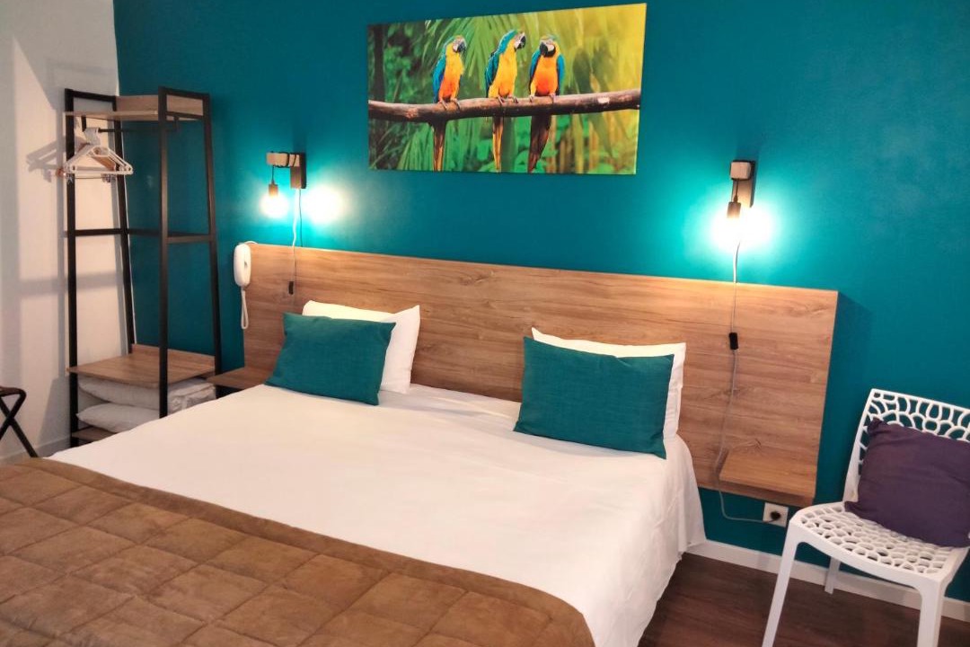 Photo of Others in Chinon