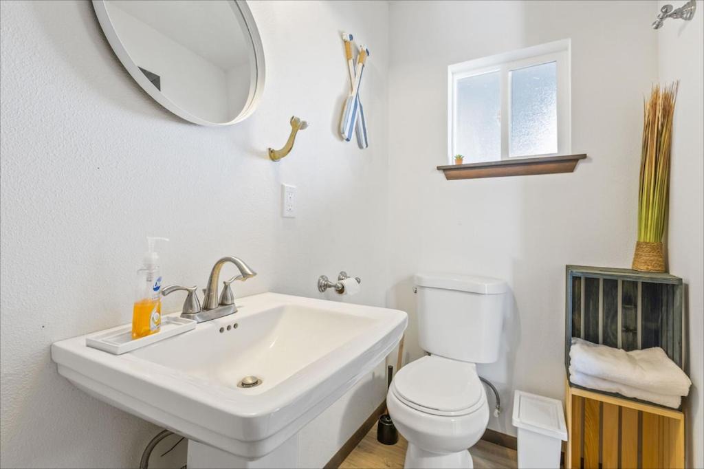 Photo of Others in Raymond