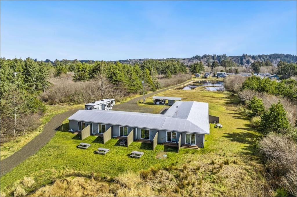 Photo of Others in Raymond