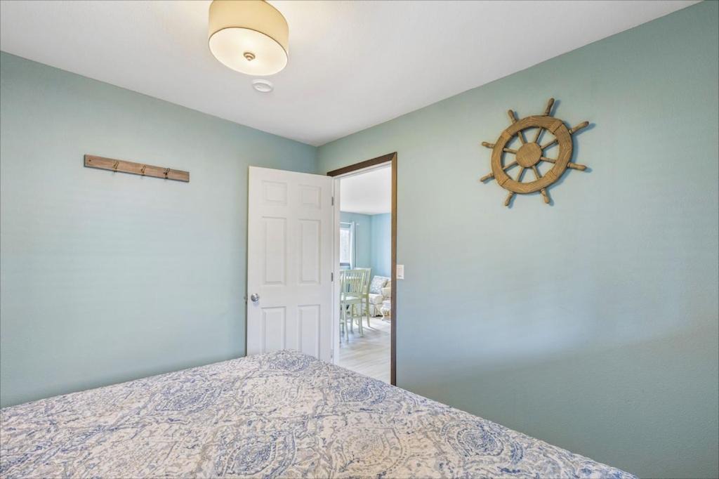 Photo of Others in Raymond