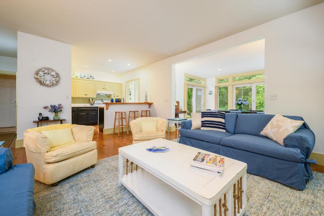 Photo of Livingroom in East Harwich