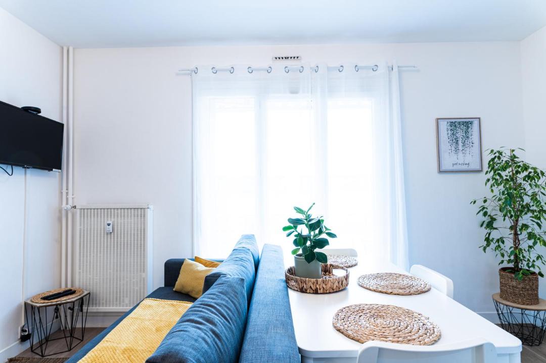 Photo of Others in Peloux-Mail