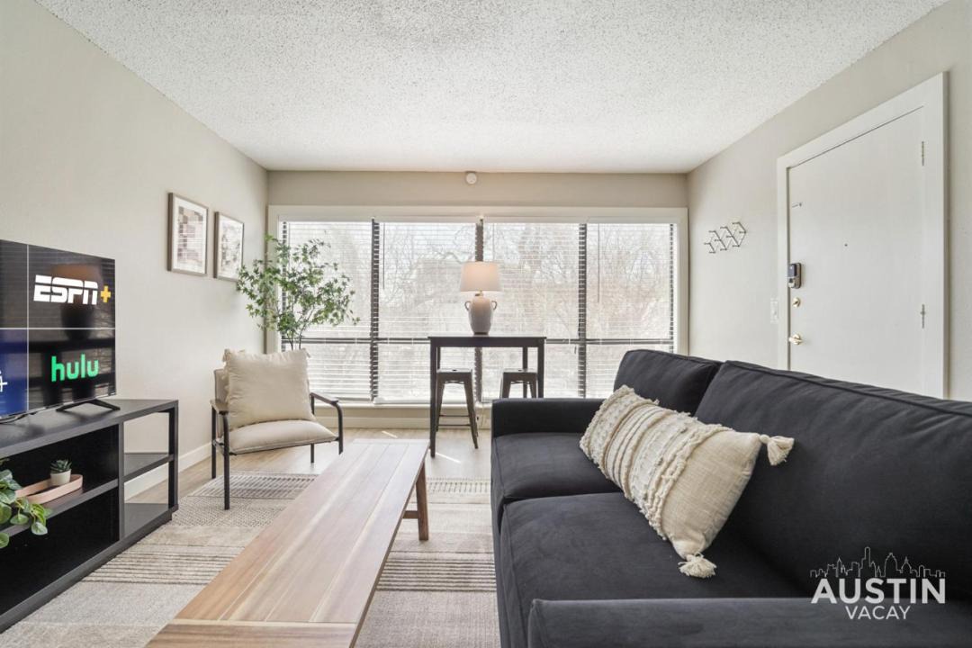 Photo of Livingroom in Brentwood