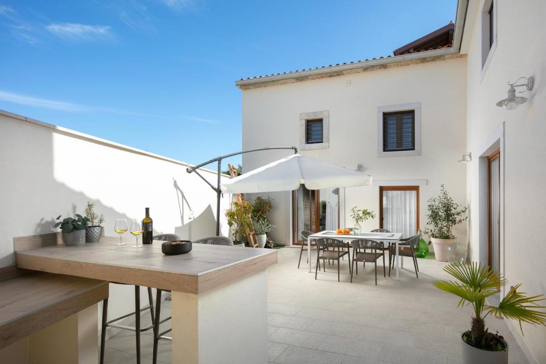 Photo of Patio Balcony in Bale
