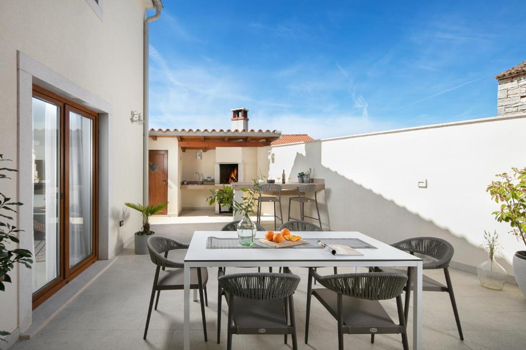 Photo of Patio Balcony in Bale