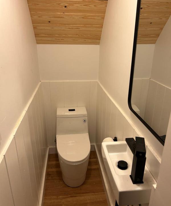 Photo of Bathroom in Strawberry