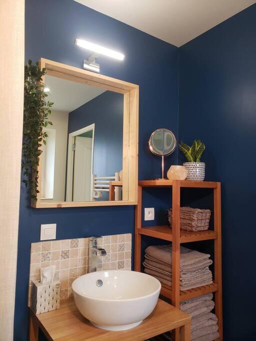Photo of Bathroom in Colombiers-sur-Seulles