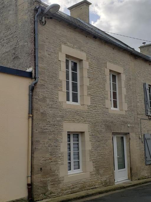 Photo of Buildings in Colombiers-sur-Seulles