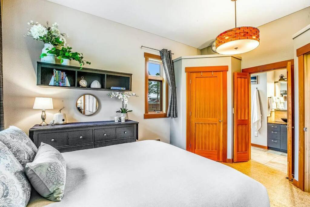 Photo of Bedroom in Sequim