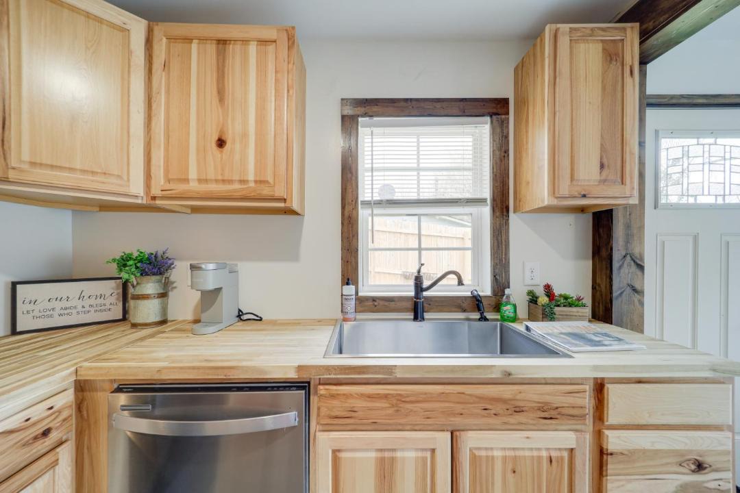 Photo of Kitchen in West Jefferson