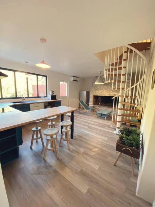 Photo of Livingroom in Tautavel