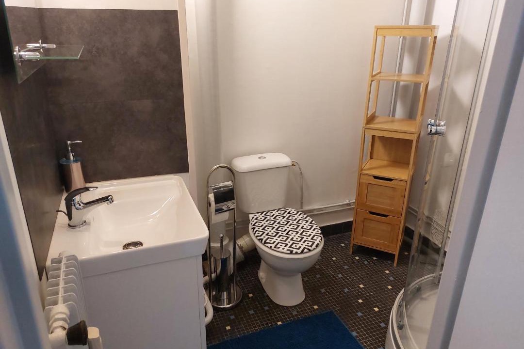 Photo of Bathroom in Dieppe
