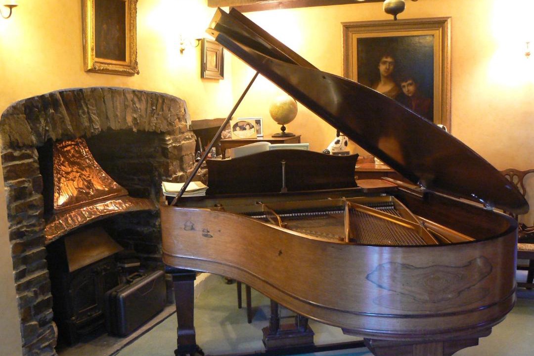 Photo of Livingroom in Westleigh