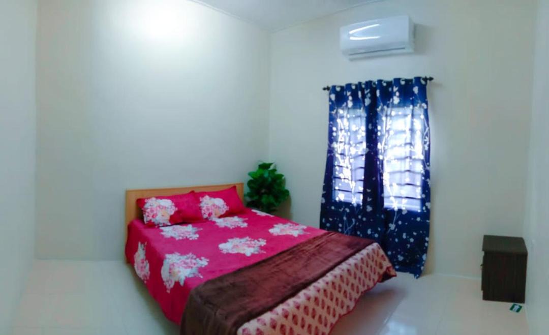 Photo of Bedroom in Kampung Padang Tengah