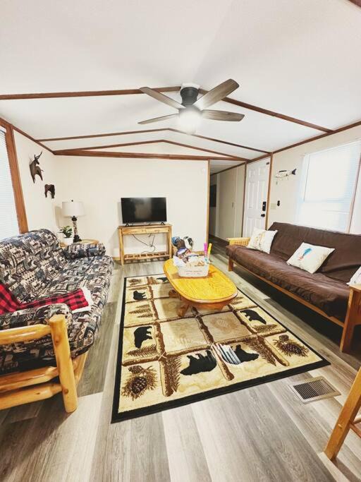 Photo of Livingroom in Spring Grove