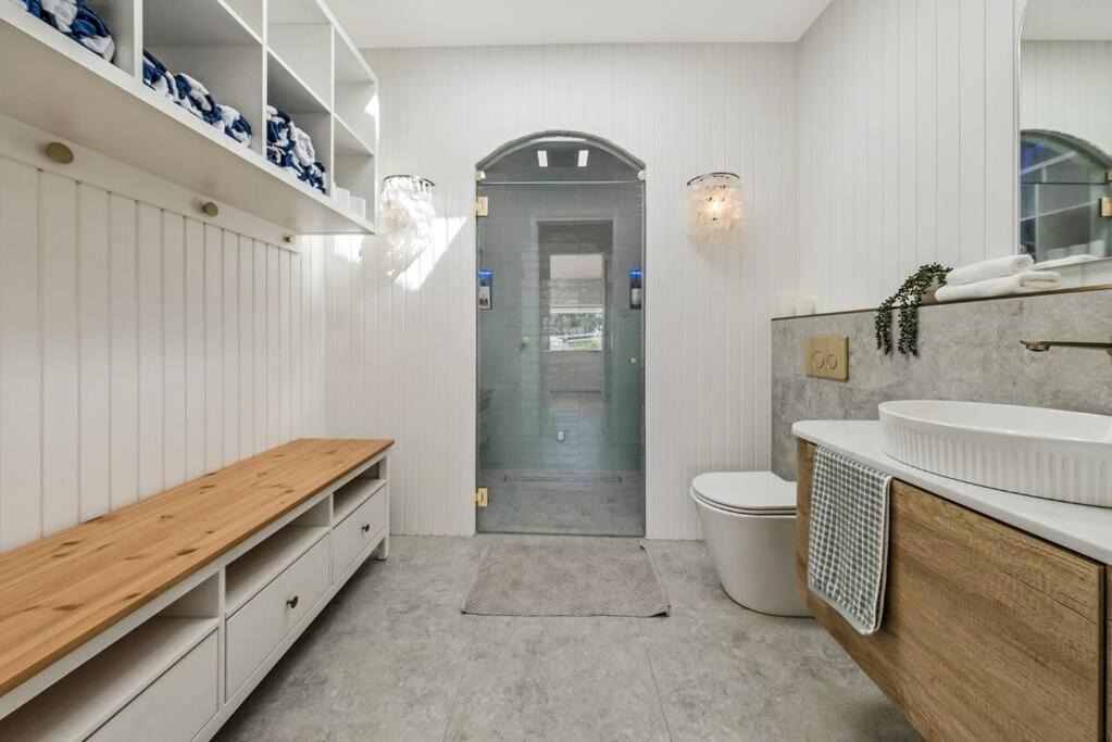 Photo of Others in Lochinvar