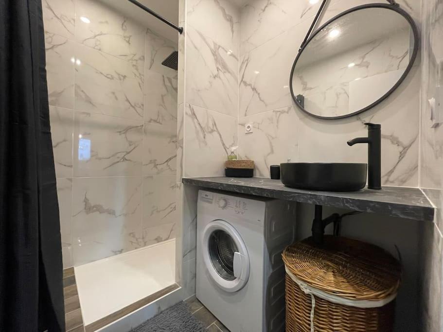 Photo of Others in Faubourg Saint-Jacques