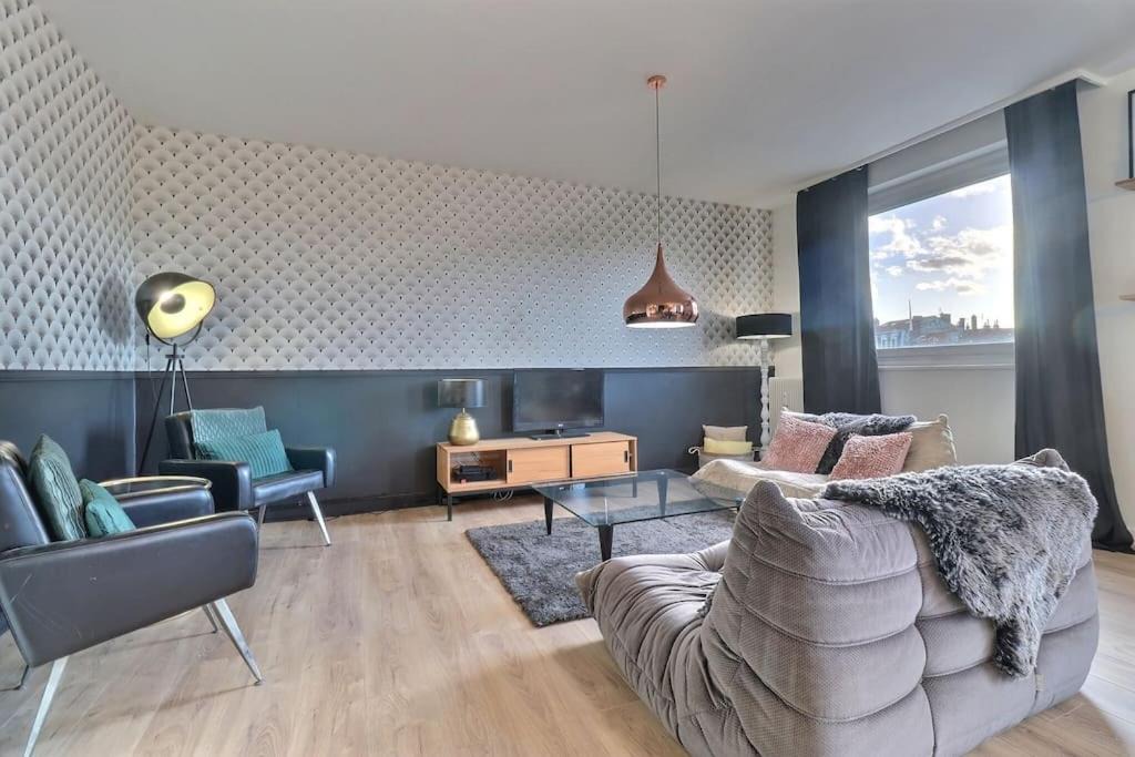 Photo of Livingroom in Faubourg Saint-Jacques