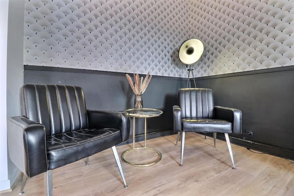 Photo of Livingroom in Faubourg Saint-Jacques