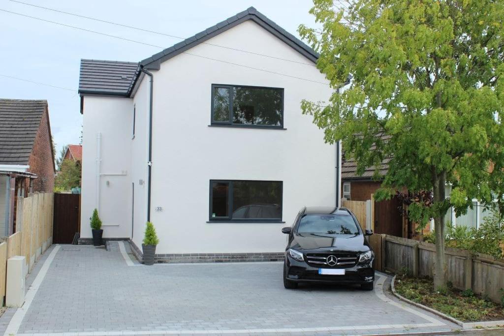 Photo of Buildings in Moreton