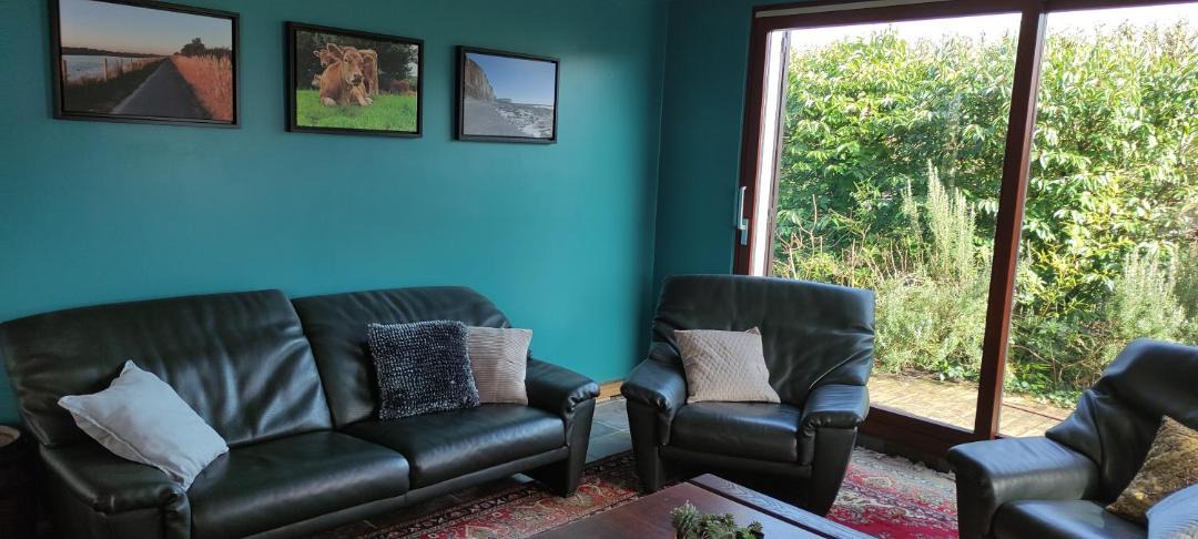 Photo of Livingroom in Saint-Quentin-en-Tourmont