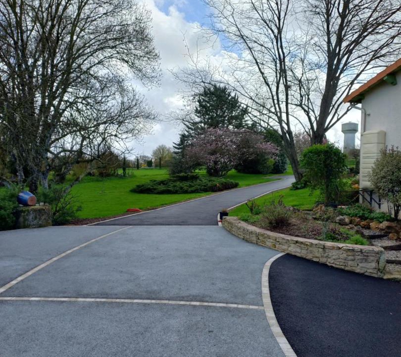 Photo of Others in Les Fosses