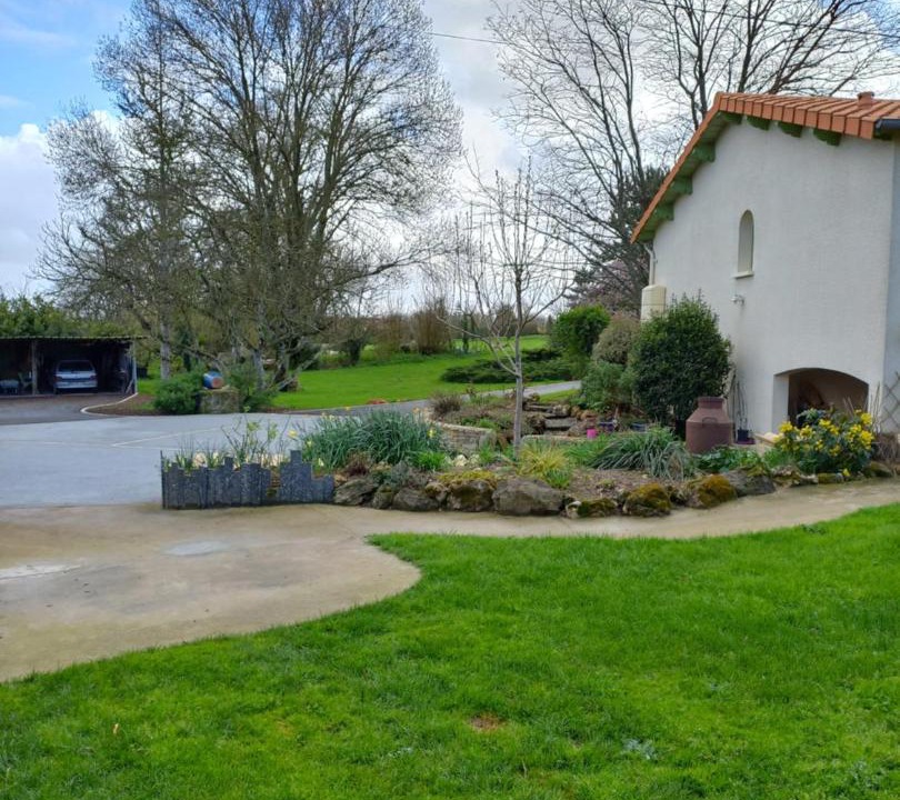 Photo of Others in Les Fosses