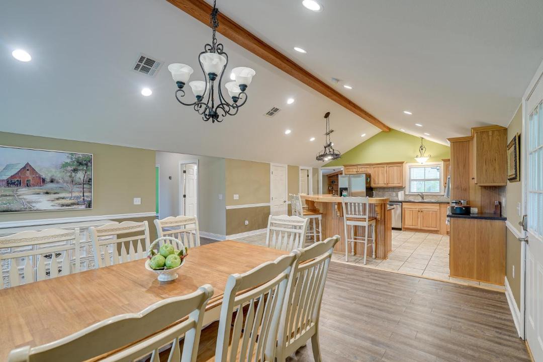 Photo of Livingroom in Lawson