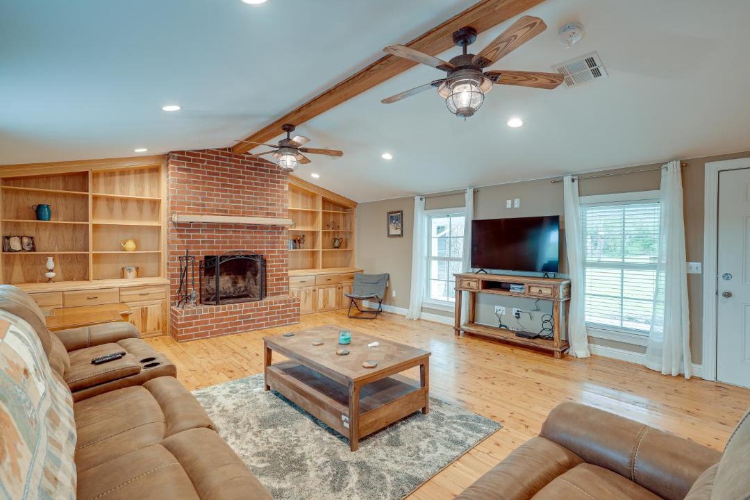 Photo of Livingroom in Lawson