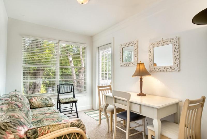 Photo of Livingroom in Captiva