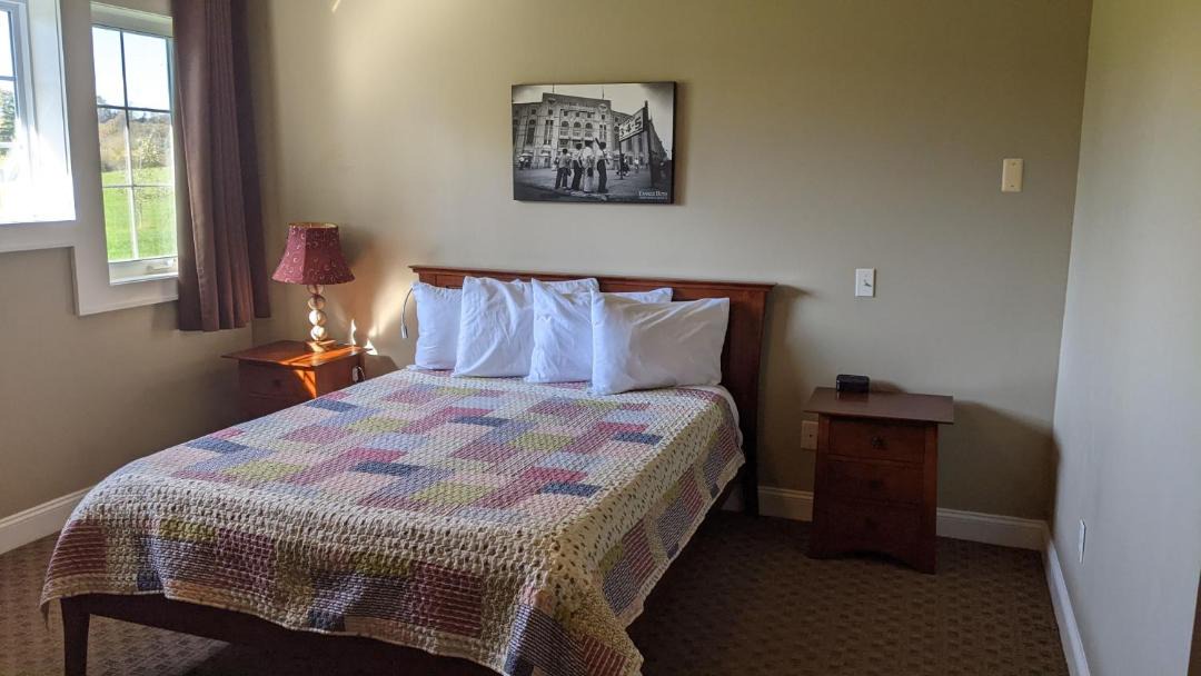 Photo of Bedroom in East Springfield