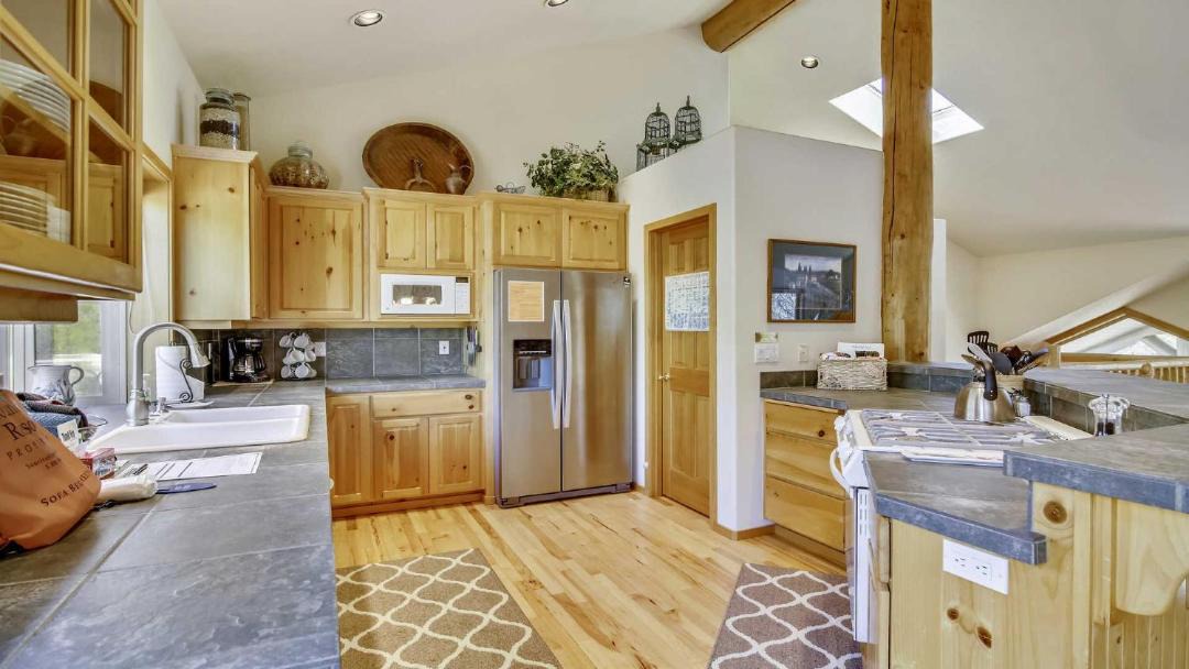 Photo of Kitchen in Sunriver