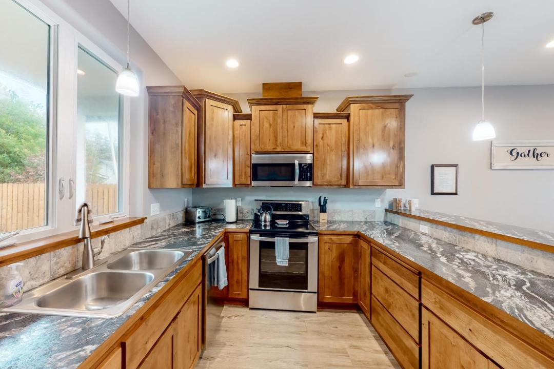 Photo of Kitchen in Coos Bay