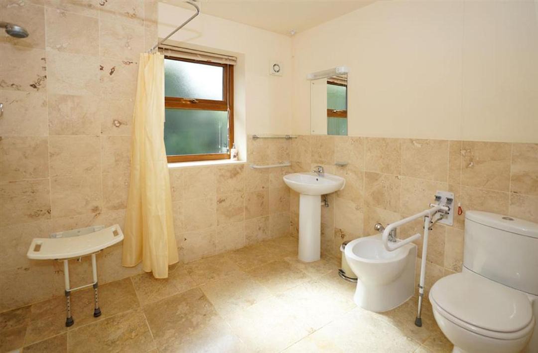 Photo of Bathroom in Llanfairpwllgwyngyll