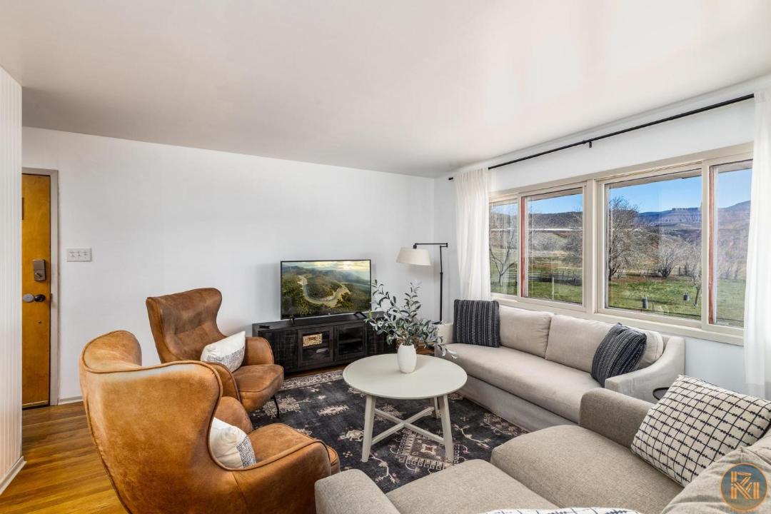 Photo of Livingroom in Toquerville